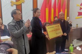 春天來了，百花齊放，百鳥爭鳴，文藝盛會(huì)在寺外桃源